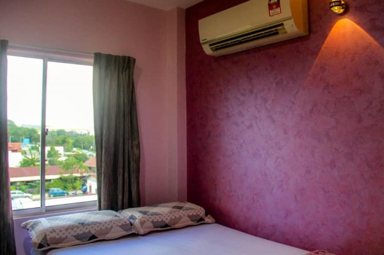 Hotel Sunsurya Klang Esterno foto