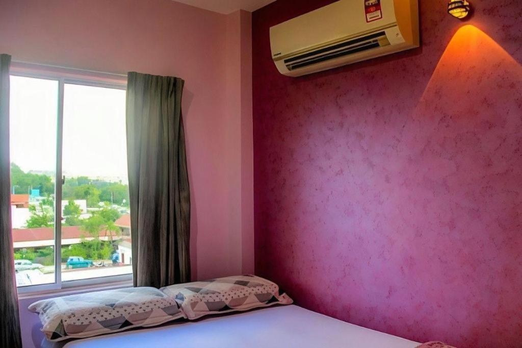 Hotel Sunsurya Klang Esterno foto