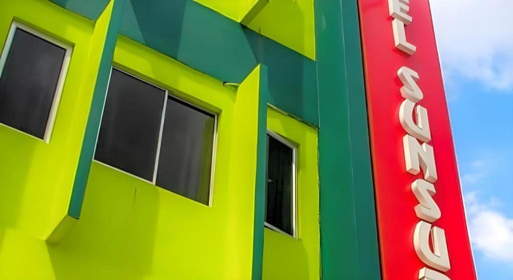 Hotel Sunsurya Klang Esterno foto