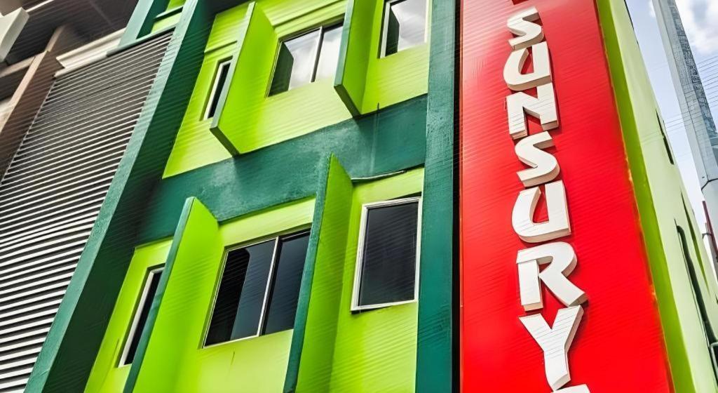 Hotel Sunsurya Klang Esterno foto
