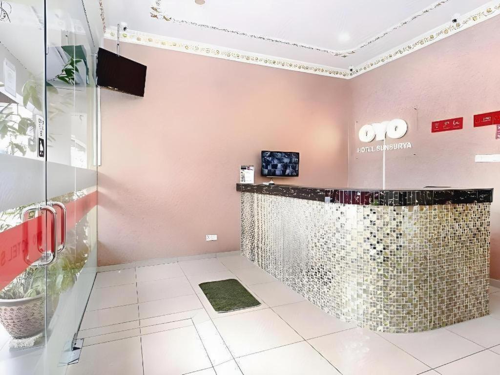 Hotel Sunsurya Klang Esterno foto