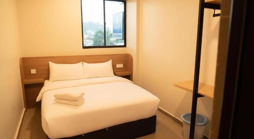 Hotel Sunsurya Klang Esterno foto